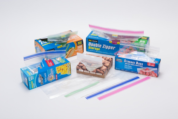 可惜他们的头球被库尔图瓦挡出